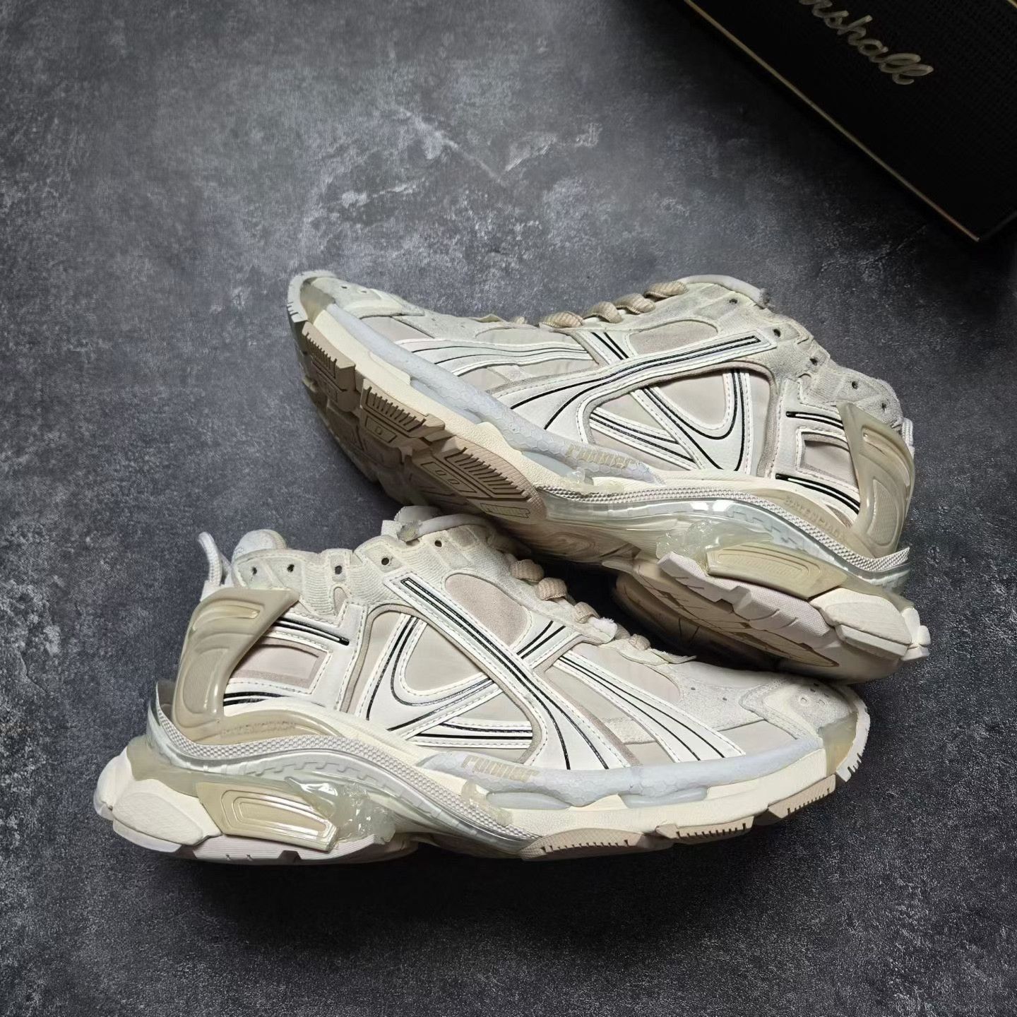 Balenciaga Balenciaga Running White Lowtop Sneakers 41 Men Size US 8.5 / EU 41-42 - 8 Thumbnail