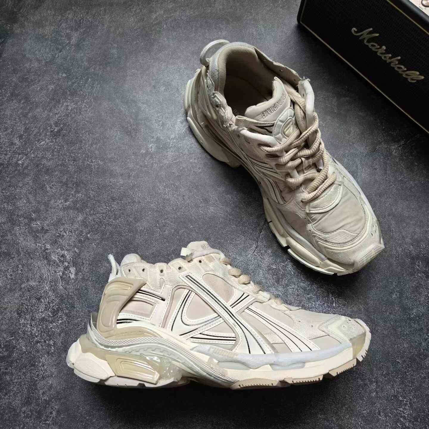 Balenciaga Balenciaga Running White Lowtop Sneakers 41 Men Size US 8.5 / EU 41-42 - 6 Thumbnail