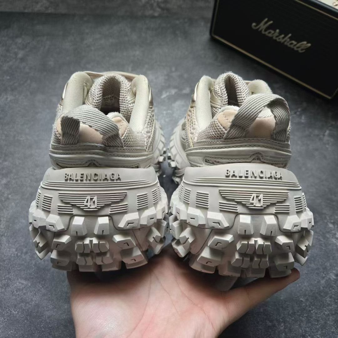 Balenciaga Balenciaga Brown Lowtop Sneakers 41 Men Size US 8.5 / EU 41-42 - 3 Thumbnail