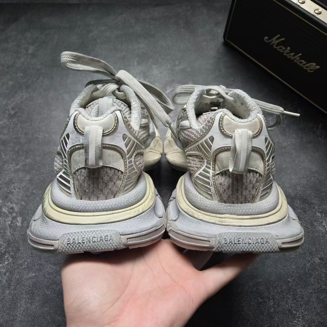 Balenciaga Balenciaga Beige Lowtop Sneakers XXXL Men Size US 10 / EU 43 - 3 Thumbnail