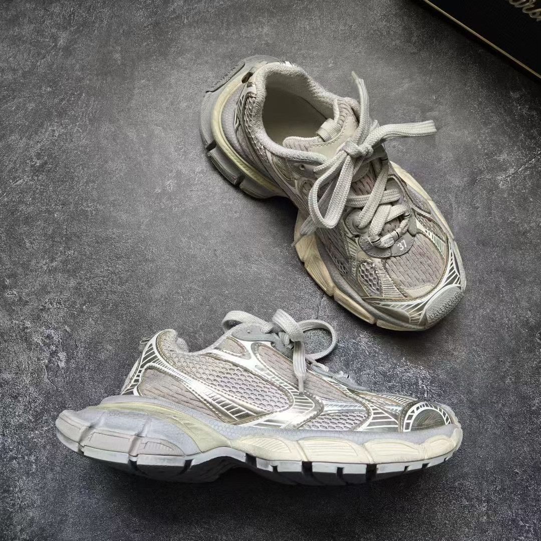 Balenciaga Balenciaga Beige Lowtop Sneakers XXXL Women Size US 8 / IT 38 - 6 Thumbnail