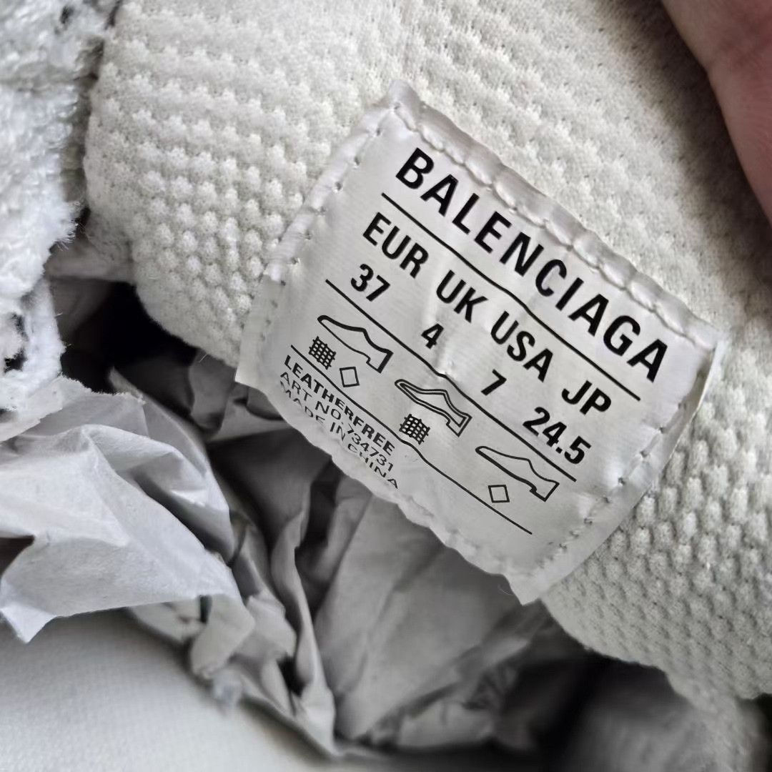 Balenciaga Balenciaga Beige Lowtop Sneakers XXXL Women Size US 8 / IT 38 - 5 Thumbnail