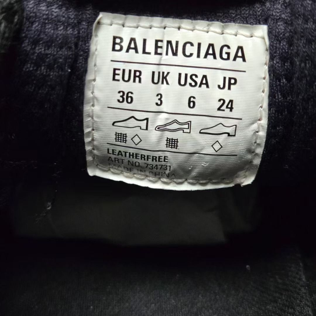 Balenciaga Balenciaga Silver Lowtop Sneakers XXXL Women Size US 8 / IT 38 - 4 Thumbnail