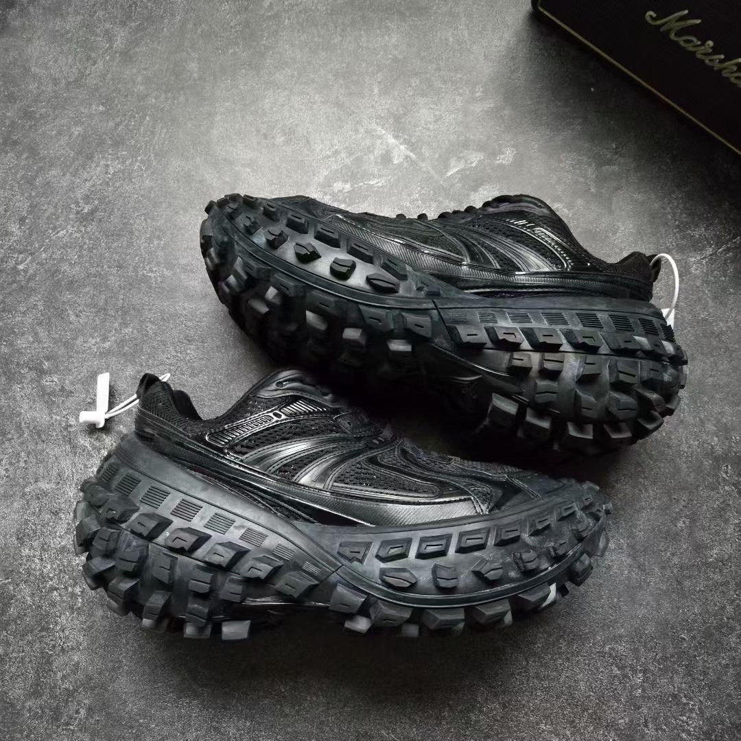 Balenciaga Balenciaga Black Lowtop Sneakers 41 Men Size US 8.5 / EU 41-42 - 8 Thumbnail