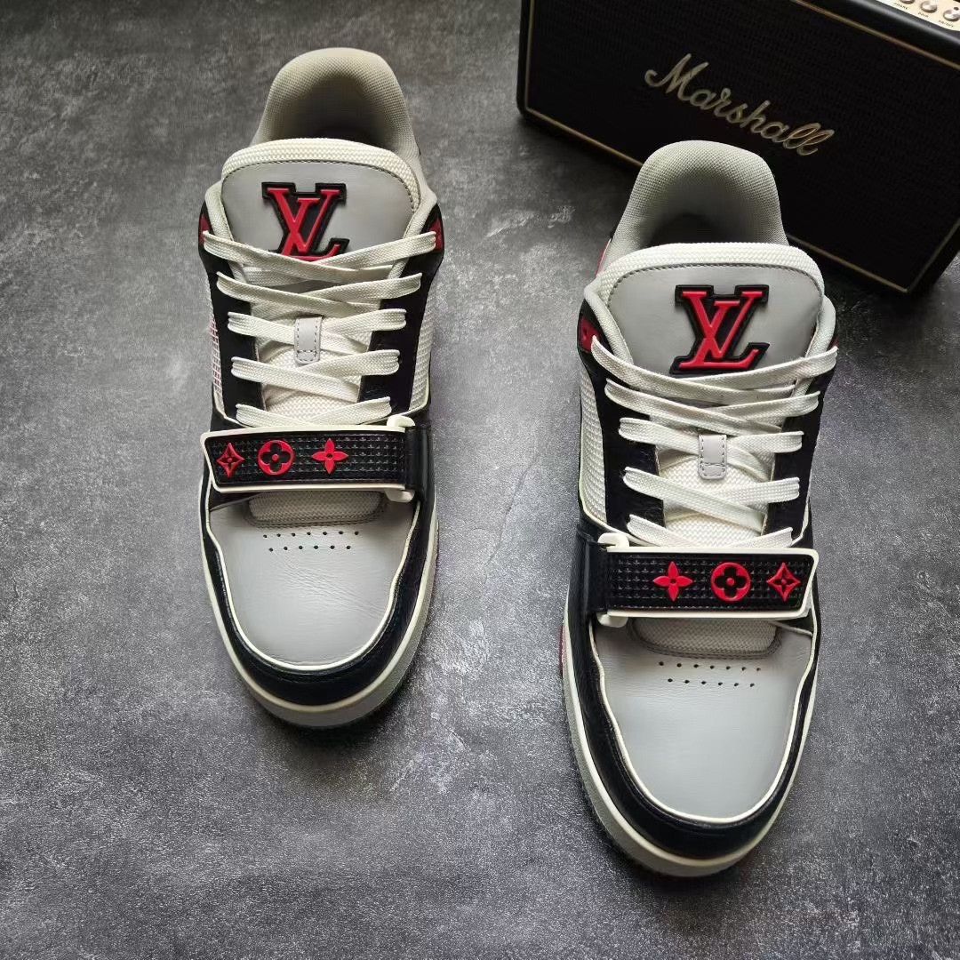 Louis Vuitton Louis Vuitton Training Black Lowtop Sneakers 41 Men Size US 8.5 / EU 41-42 - 3 Thumbnail