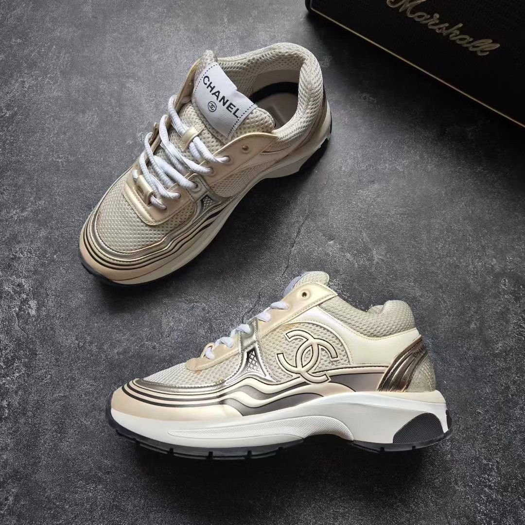 Chanel Chanel Gold Lowtop Sneakers 36 Women Size US 6 / IT 36 - 4 Thumbnail