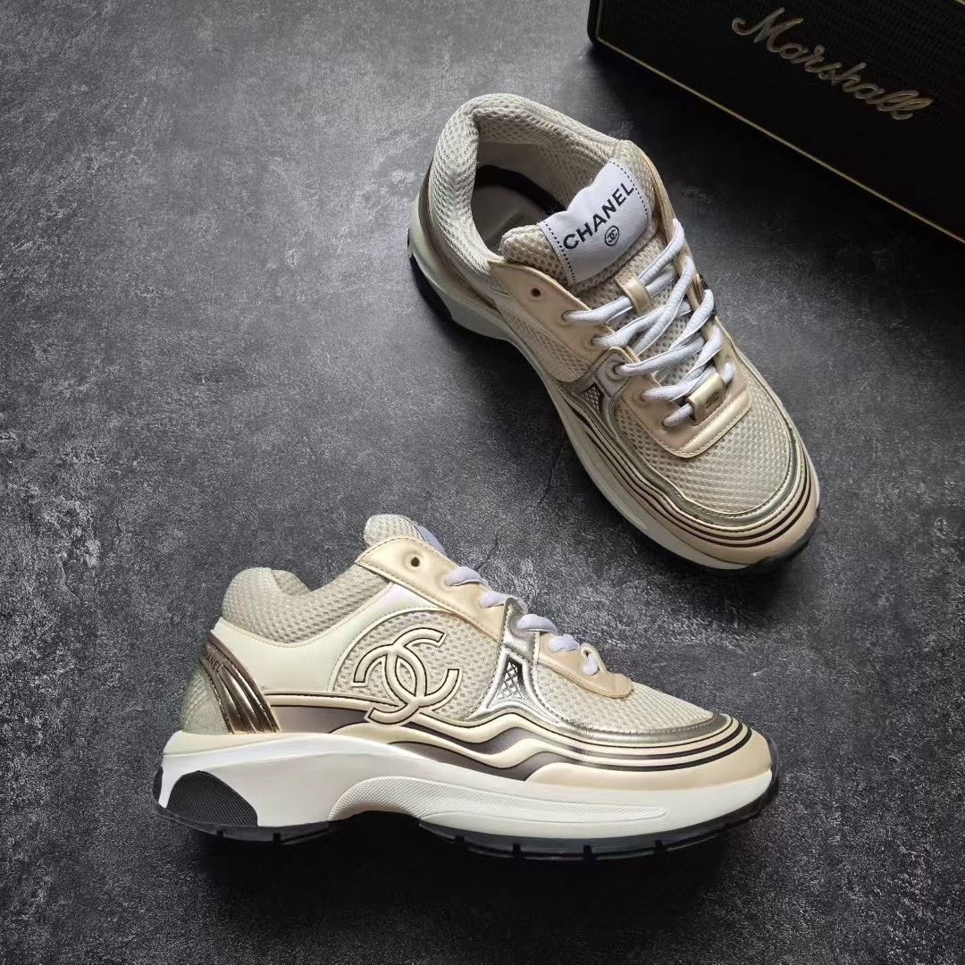 Chanel Chanel Gold Lowtop Sneakers 36 Women Size US 6 / IT 36 - 5 Thumbnail