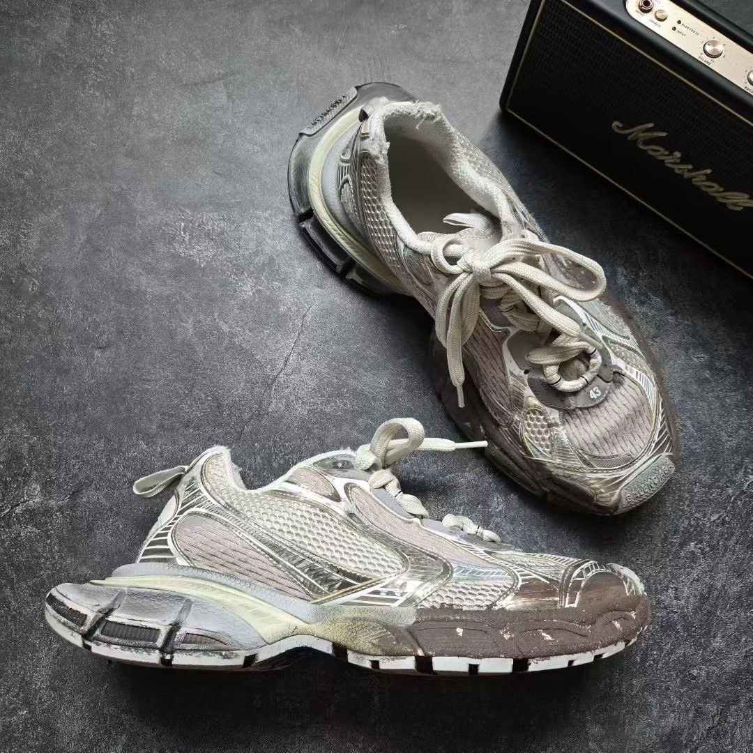 Balenciaga Balenciaga White Lowtop Sneakers XXXL Men Size US 10 / EU 43 - 5 Thumbnail