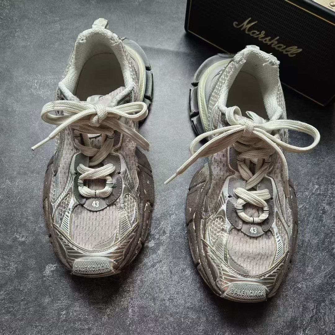 Balenciaga Balenciaga White Lowtop Sneakers XXXL Men Size US 10 / EU 43 - 3 Thumbnail