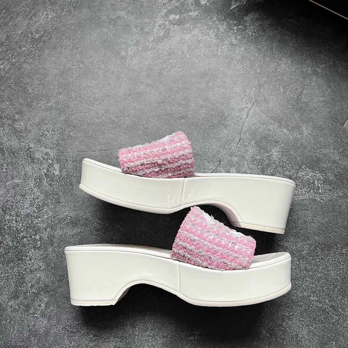 Chanel Chanel Pink Sandals 24 Women Size US 8 / IT 38 - 2 Thumbnail
