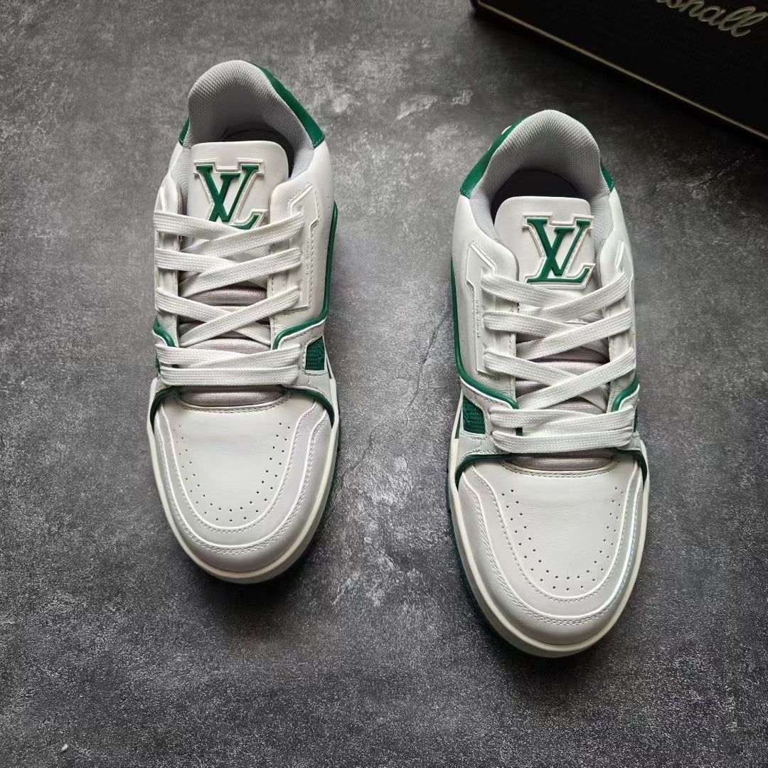 Louis Vuitton Louis Vuitton Training Green Lowtop Sneakers 36 Women Size US 6 / IT 36 - 5 Thumbnail