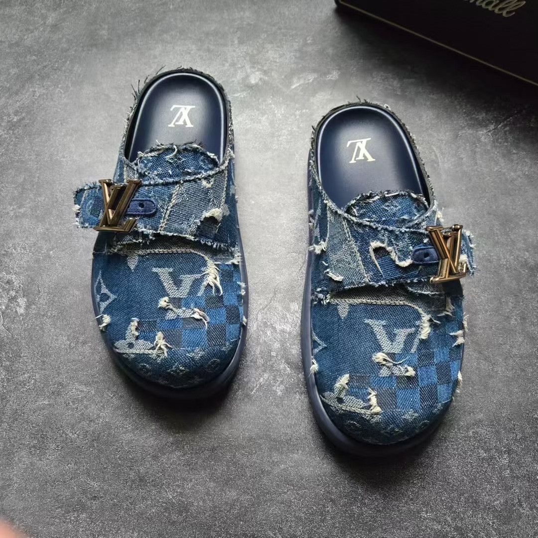 Louis Vuitton Louis Vuitton Collab Sandals 25 Men Size US 10 / EU 43 - 2 Thumbnail