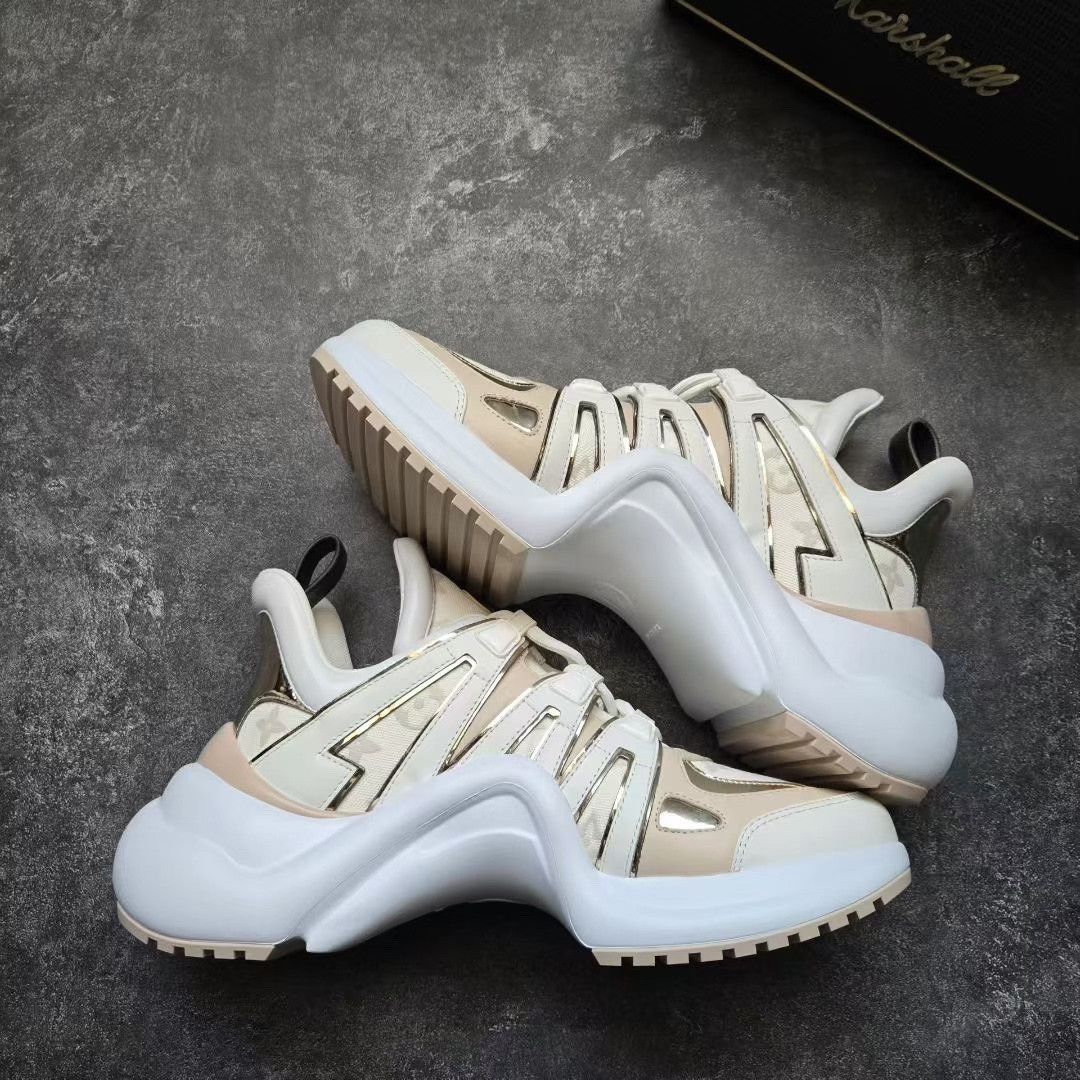 Louis Vuitton Louis Vuitton Lowtop Sneakers 41 Men Size US 8.5 / EU 41-42 - 2 Thumbnail