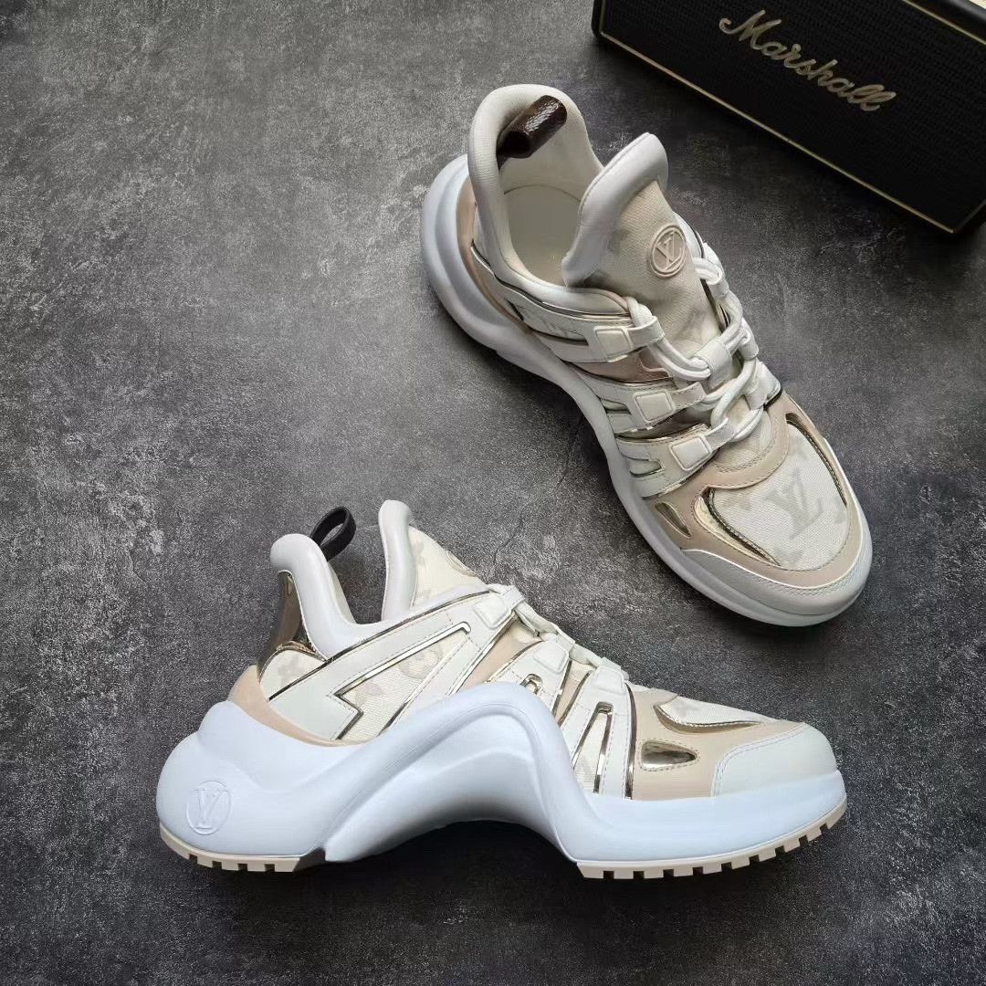 Louis Vuitton Louis Vuitton Lowtop Sneakers 41 Men Size US 8.5 / EU 41-42 - 5 Thumbnail