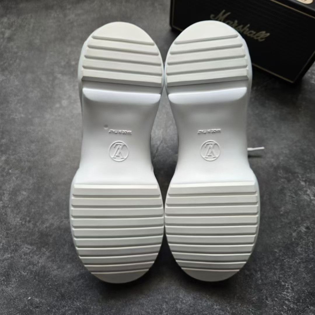 Louis Vuitton Louis Vuitton White Lowtop Sneakers 41 Men Size US 8.5 / EU 41-42 - 7 Thumbnail