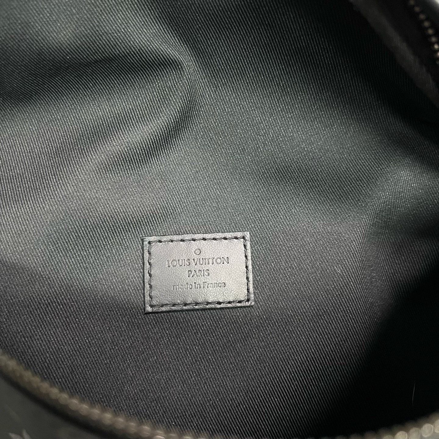 Louis Vuitton Louis Vuitton Black Bag 41 Men Size ONE SIZE - 4 Thumbnail