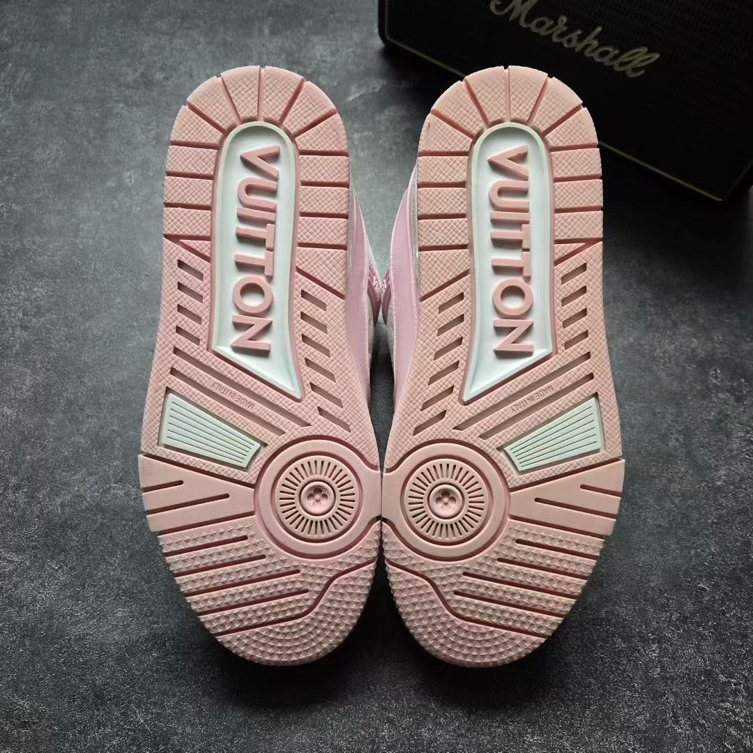 Louis Vuitton Louis Vuitton Training Pink Lowtop Sneakers 25 Women Size US 8 / IT 38 - 7 Thumbnail