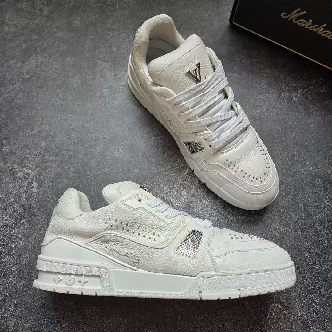 Louis Vuitton Louis Vuitton Training White Lowtop Sneakers 25 Men Size US 10 / EU 43 - 5 Thumbnail