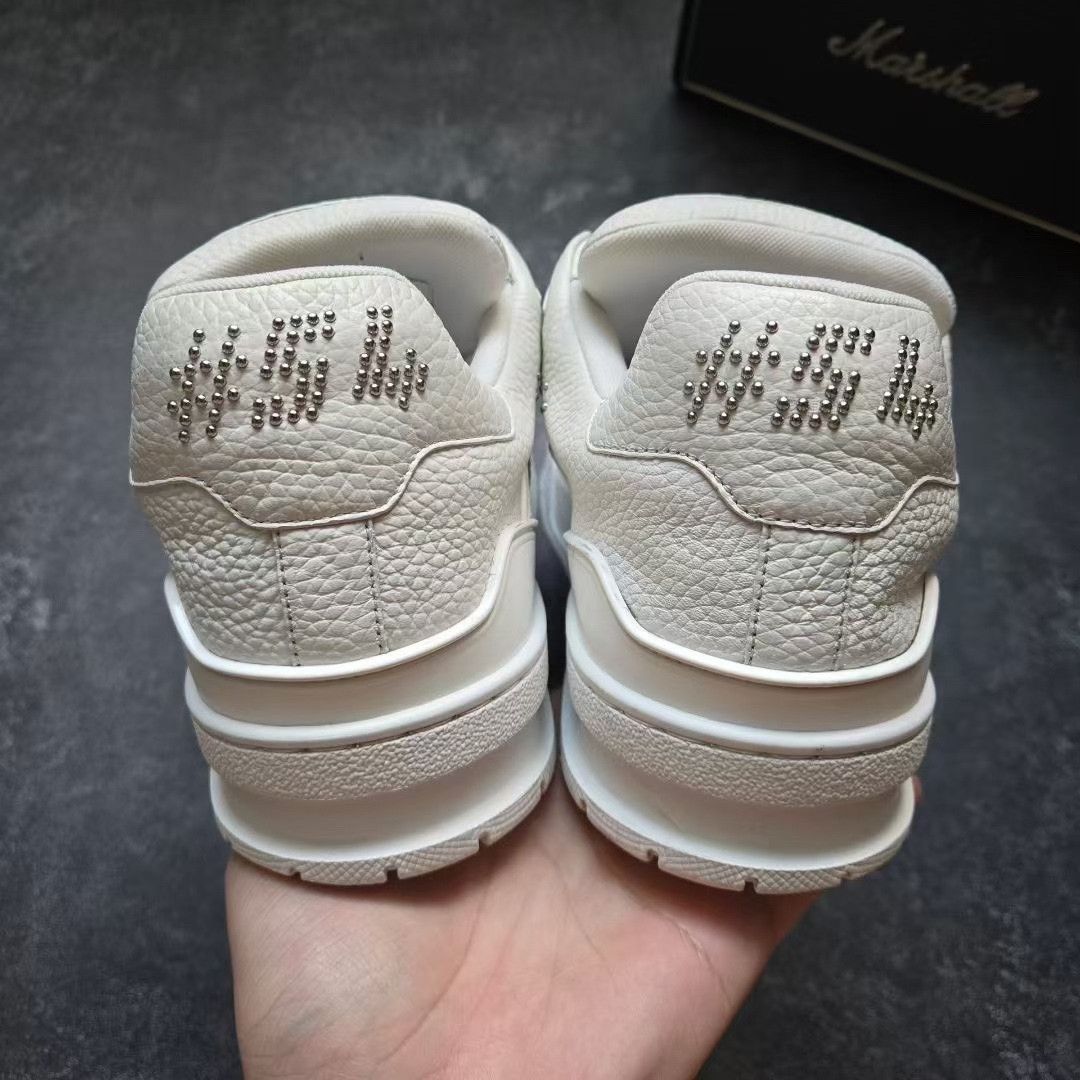 Louis Vuitton Louis Vuitton Training White Lowtop Sneakers 25 Men Size US 10 / EU 43 - 6 Thumbnail