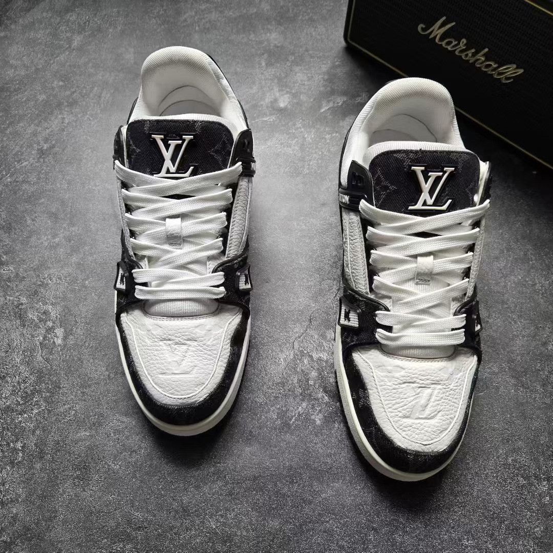 Louis Vuitton Louis Vuitton Training Black Lowtop Sneakers 41 Men Size US 8.5 / EU 41-42 - 3 Thumbnail