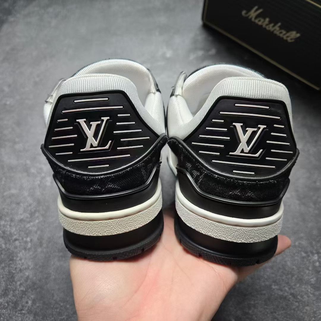 Louis Vuitton Louis Vuitton Training Black Lowtop Sneakers 41 Men Size US 8.5 / EU 41-42 - 6 Thumbnail