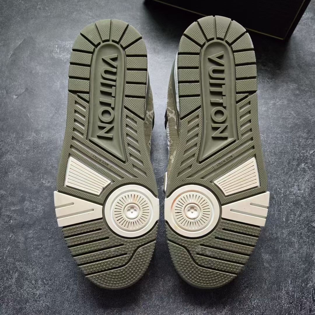 Louis Vuitton Louis Vuitton Training Green Lowtop Sneakers 25 Men Size US 10 / EU 43 - 7 Thumbnail
