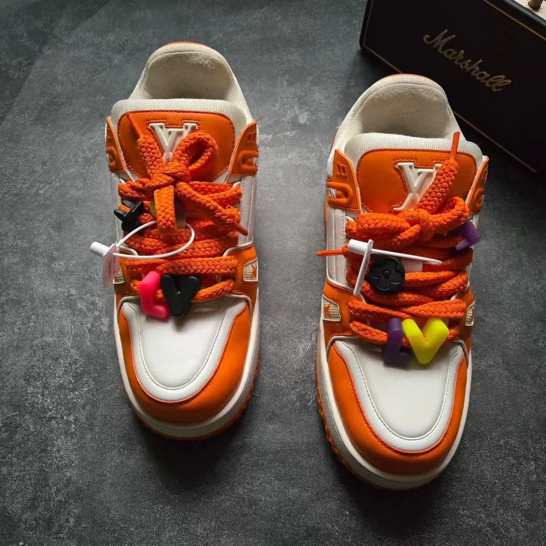 Louis Vuitton Louis Vuitton Training White Lowtop Sneakers 10.5 Men Size US 10.5 / EU 43-44 - 3 Thumbnail