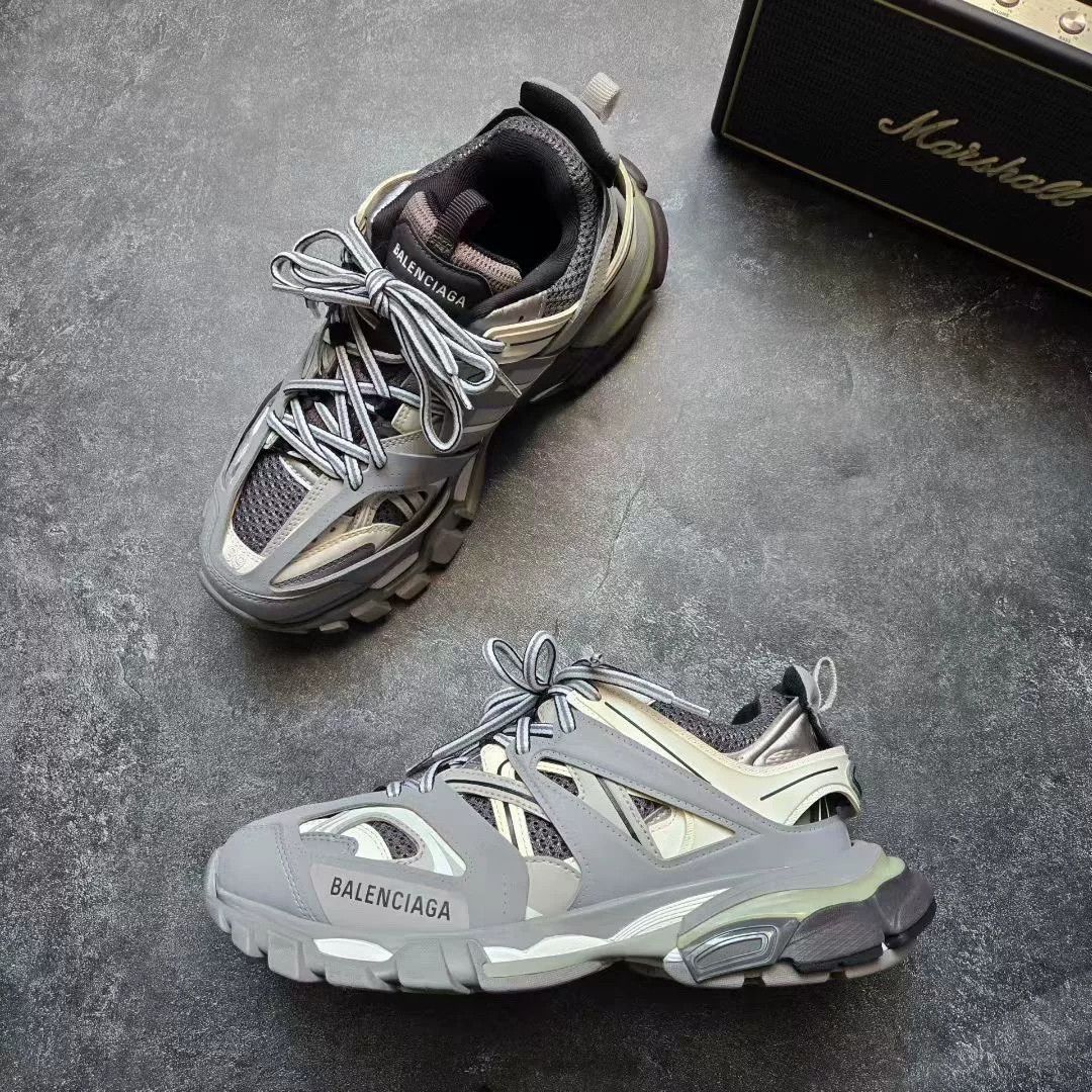 Balenciaga Balenciaga Gray Lowtop Sneakers 39 Women Size US 8.5 / IT 38.5 - 4 Thumbnail