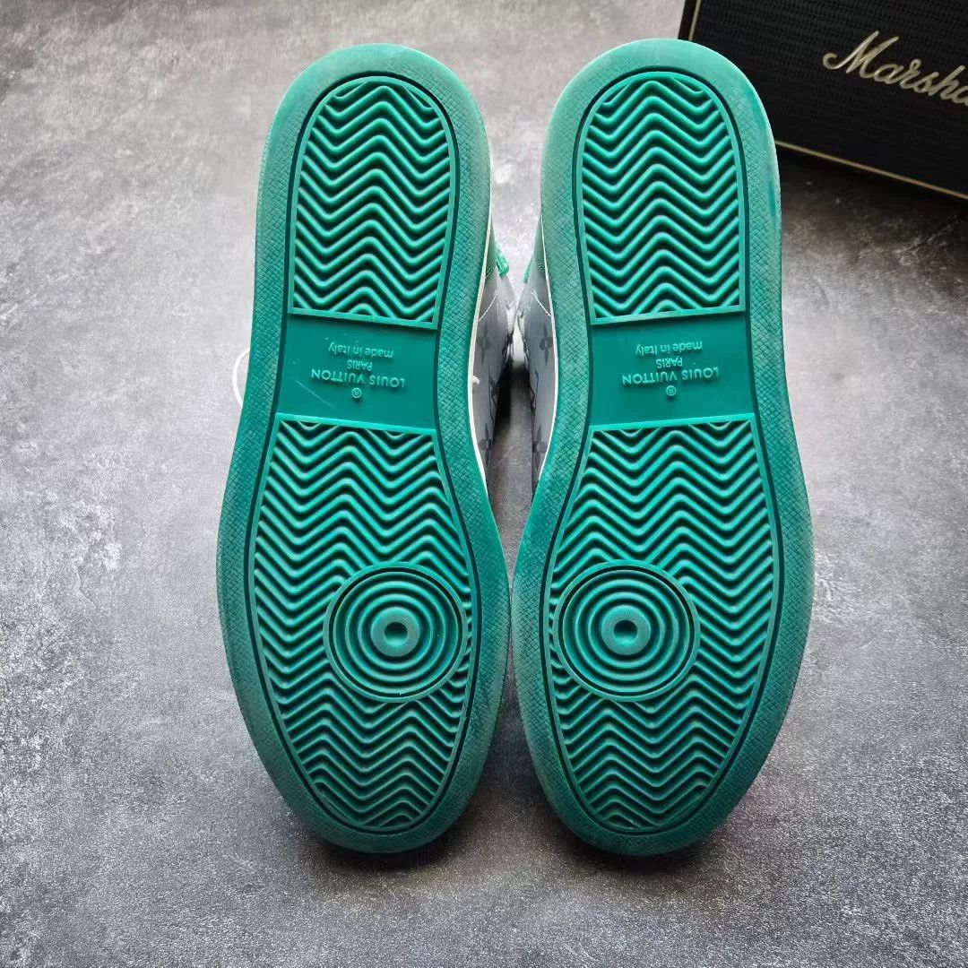 Louis Vuitton Louis Vuitton Green Lowtop Sneakers 41 Men Size US 8.5 / EU 41-42 - 7 Thumbnail