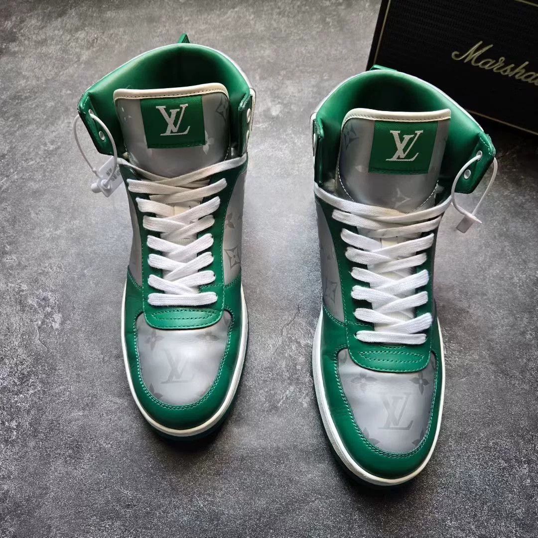 Louis Vuitton Louis Vuitton Green Lowtop Sneakers 41 Men Size US 8.5 / EU 41-42 - 3 Thumbnail
