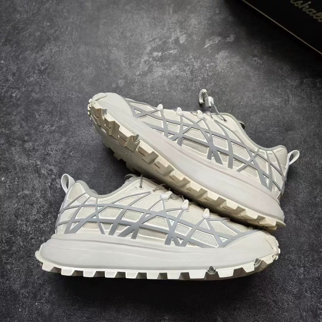 Dior Dior White Lowtop Sneakers 31 Men Size US 5 / EU 37 - 2 Thumbnail