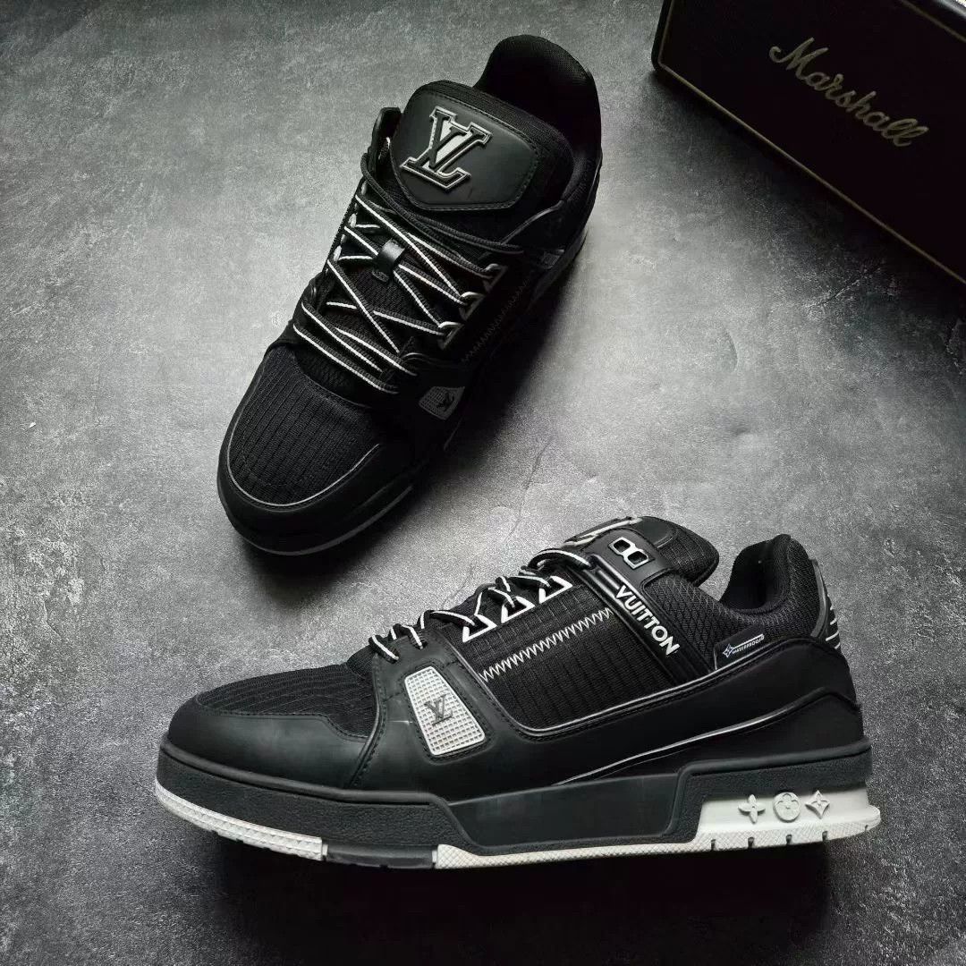 Louis Vuitton Louis Vuitton Training Black Lowtop Sneakers 25 Men Size US 10 / EU 43 - 4 Thumbnail
