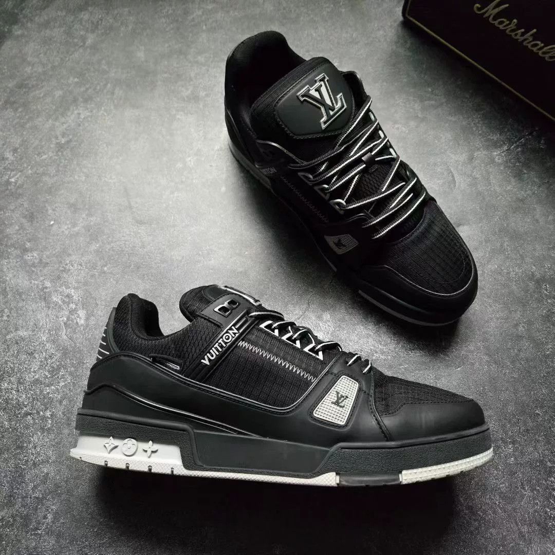 Louis Vuitton Louis Vuitton Training Black Lowtop Sneakers 25 Men Size US 10 / EU 43 - 5 Thumbnail
