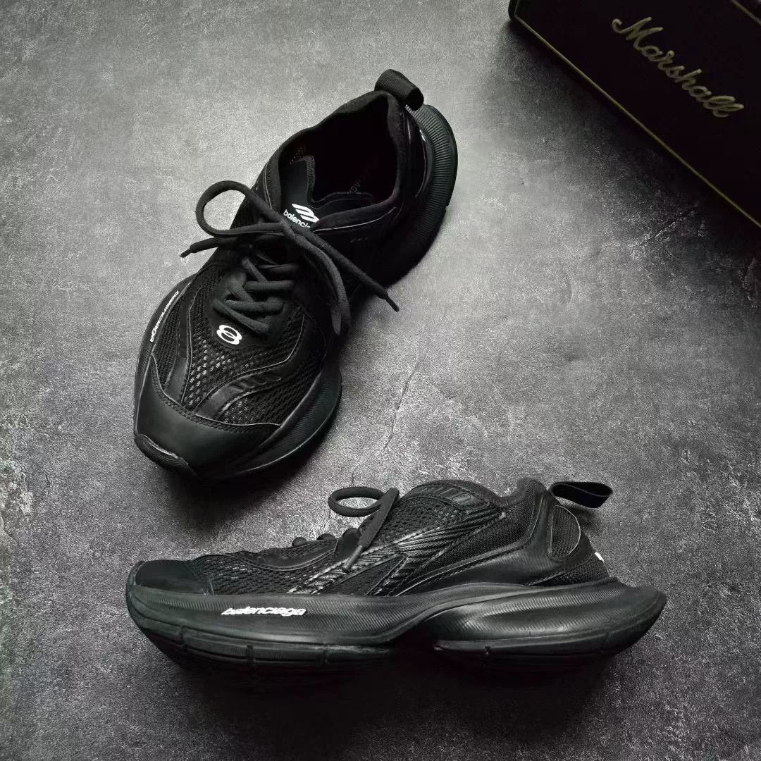 Balenciaga Balenciaga Black Lowtop Sneakers 38 Women Size US 7.5 / IT 37.5 - 4 Thumbnail