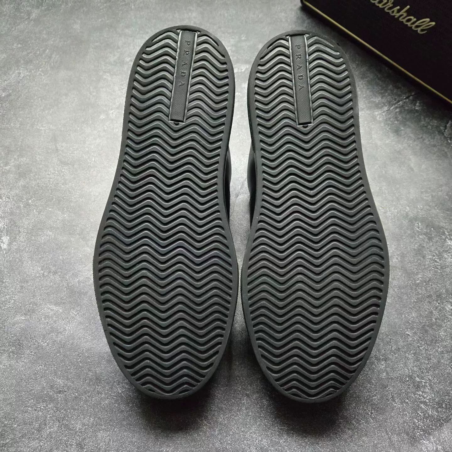 Prada Prada Black Lowtop Sneakers 42 Men Size US 9 / EU 42 - 7 Thumbnail