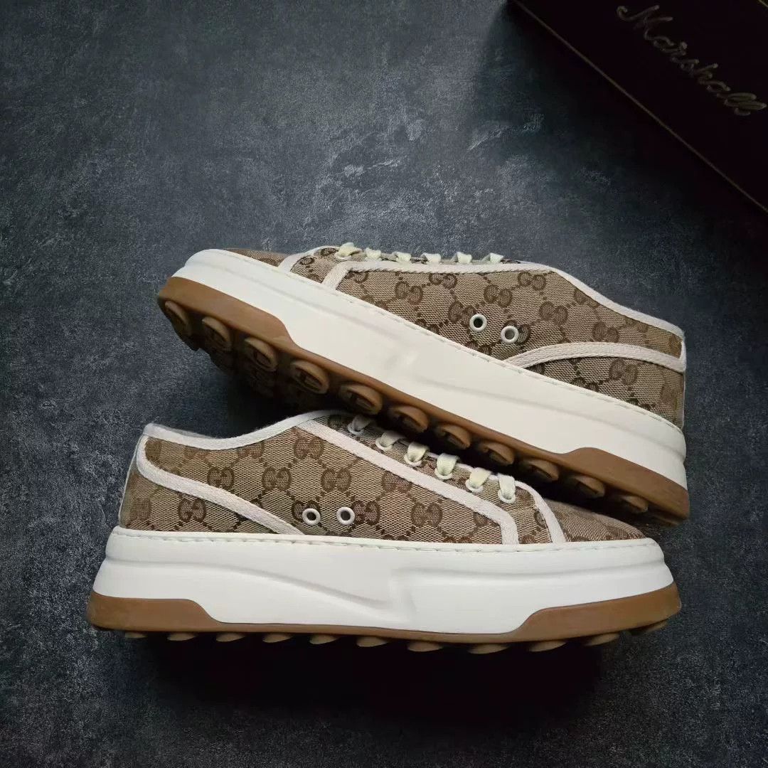 Gucci Gucci White Lowtop Sneakers 42 Men Size US 9 / EU 42 - 2 Thumbnail