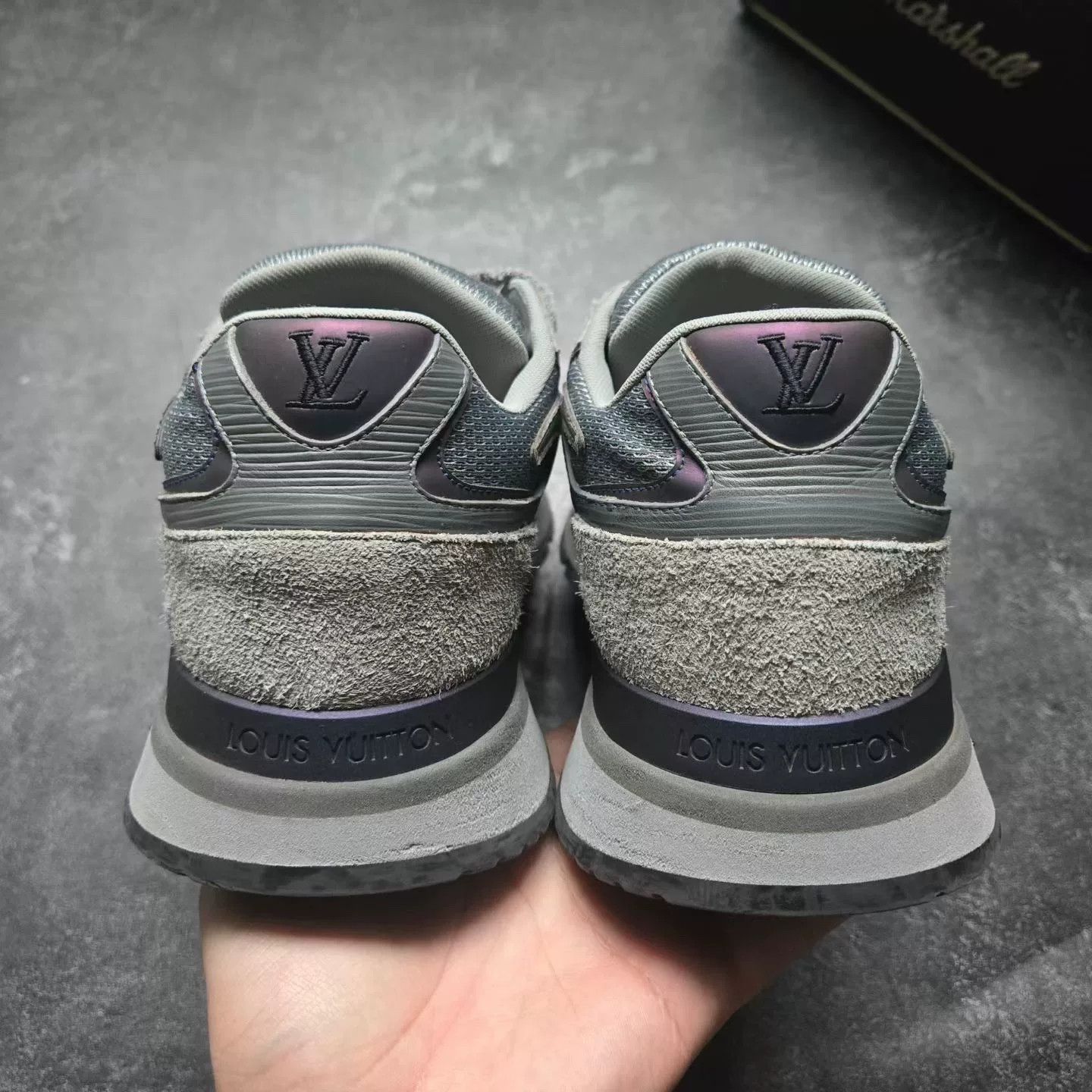Louis Vuitton Louis Vuitton Gray Lowtop Sneakers 42 Men Size US 9 / EU 42 - 6 Thumbnail