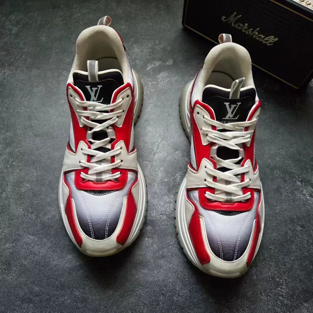 Louis Vuitton Louis Vuitton Red Lowtop Sneakers 9 Men Size US 9 / EU 42 - 3 Thumbnail