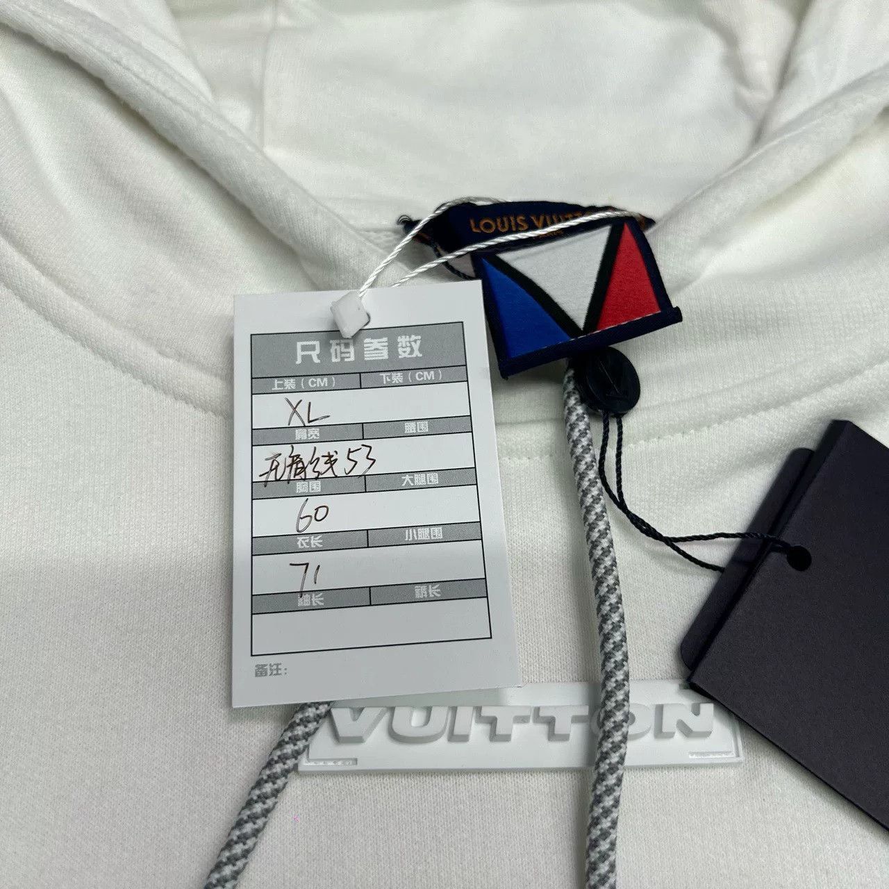Louis Vuitton Louis Vuitton Hoodie XL Men Size US XL / EU 56 / 4 - 3 Thumbnail
