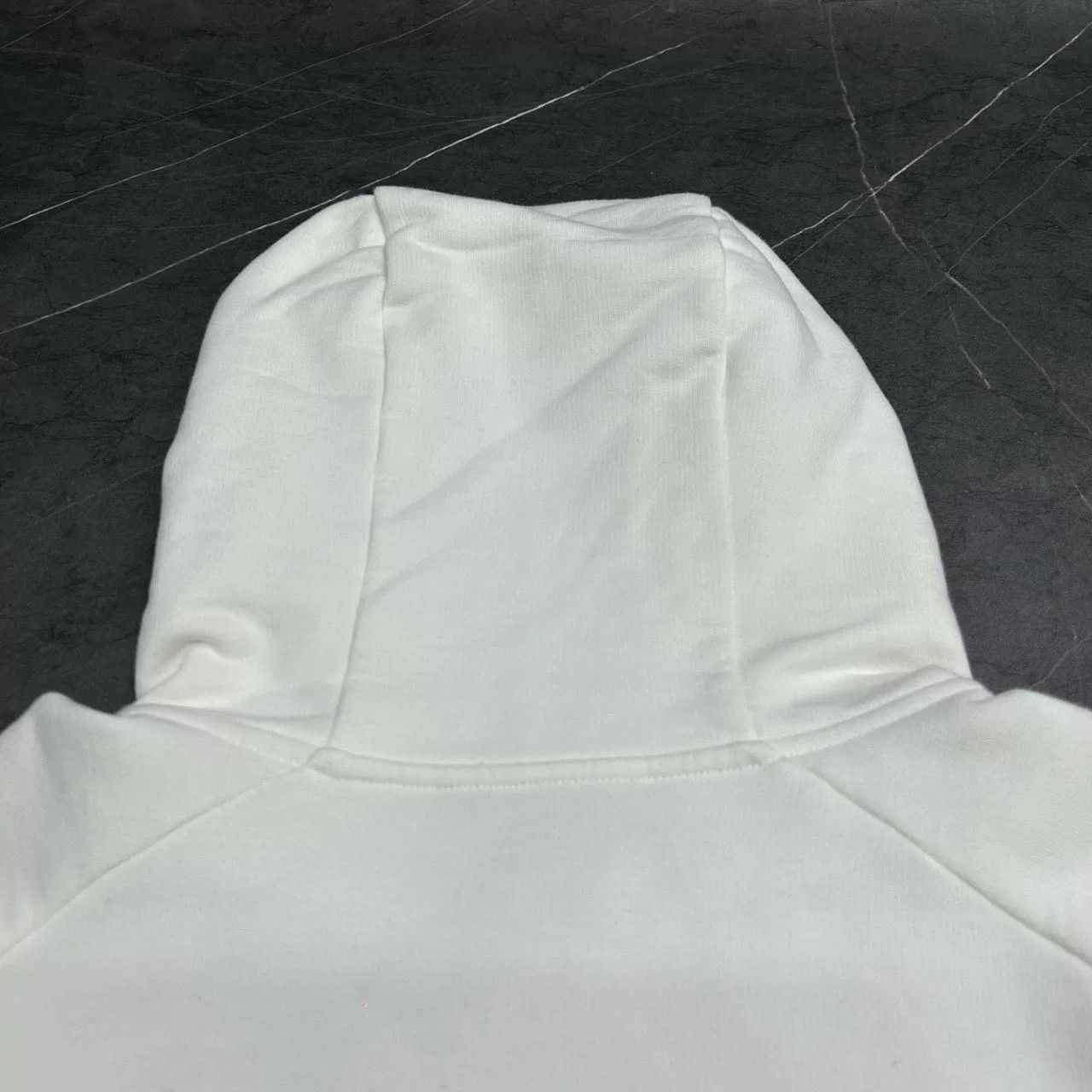 Louis Vuitton Louis Vuitton Hoodie XL Men Size US XL / EU 56 / 4 - 6 Thumbnail