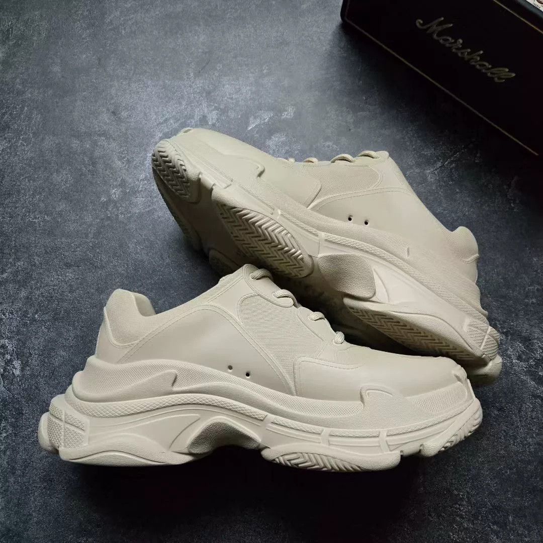 Balenciaga Balenciaga Lowtop Sneakers S Men Size US 10 / EU 43 - 2 Thumbnail