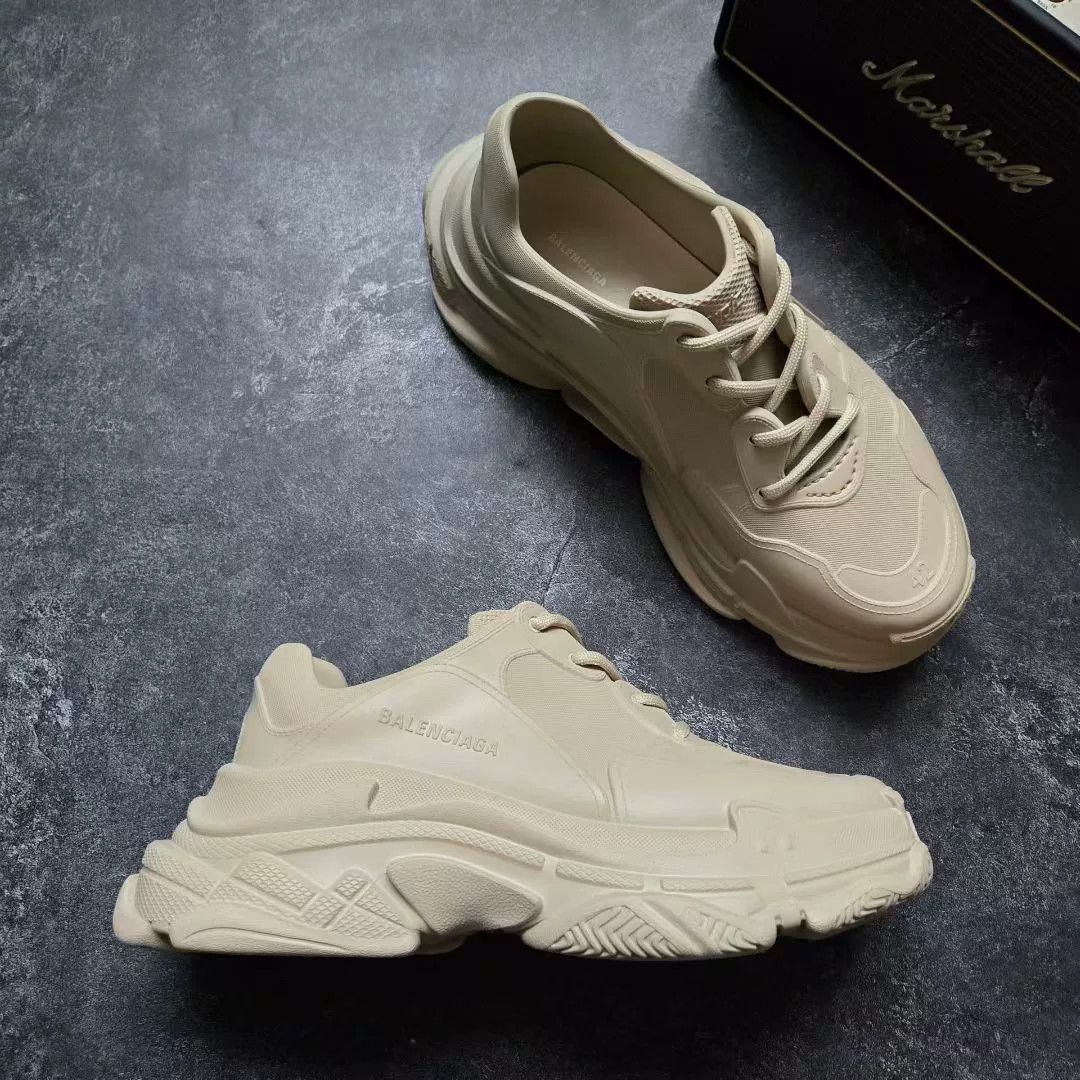 Balenciaga Balenciaga Lowtop Sneakers S Men Size US 10 / EU 43 - 5 Thumbnail