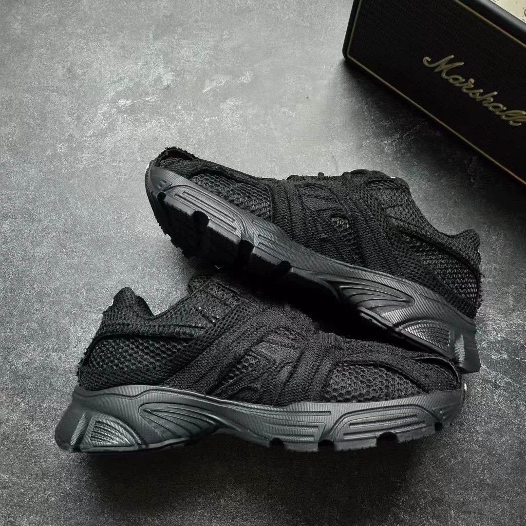 Balenciaga Balenciaga Black Lowtop Sneakers 41 Men Size US 8.5 / EU 41-42 - 2 Thumbnail