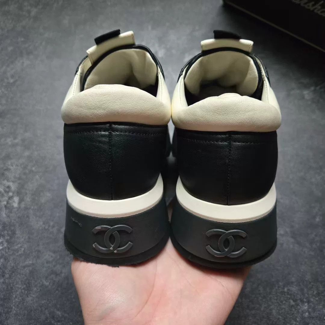 Chanel Chanel Quilted Lowtop Sneakers 37 Women Size US 6.5 / IT 36.5 - 7 Thumbnail