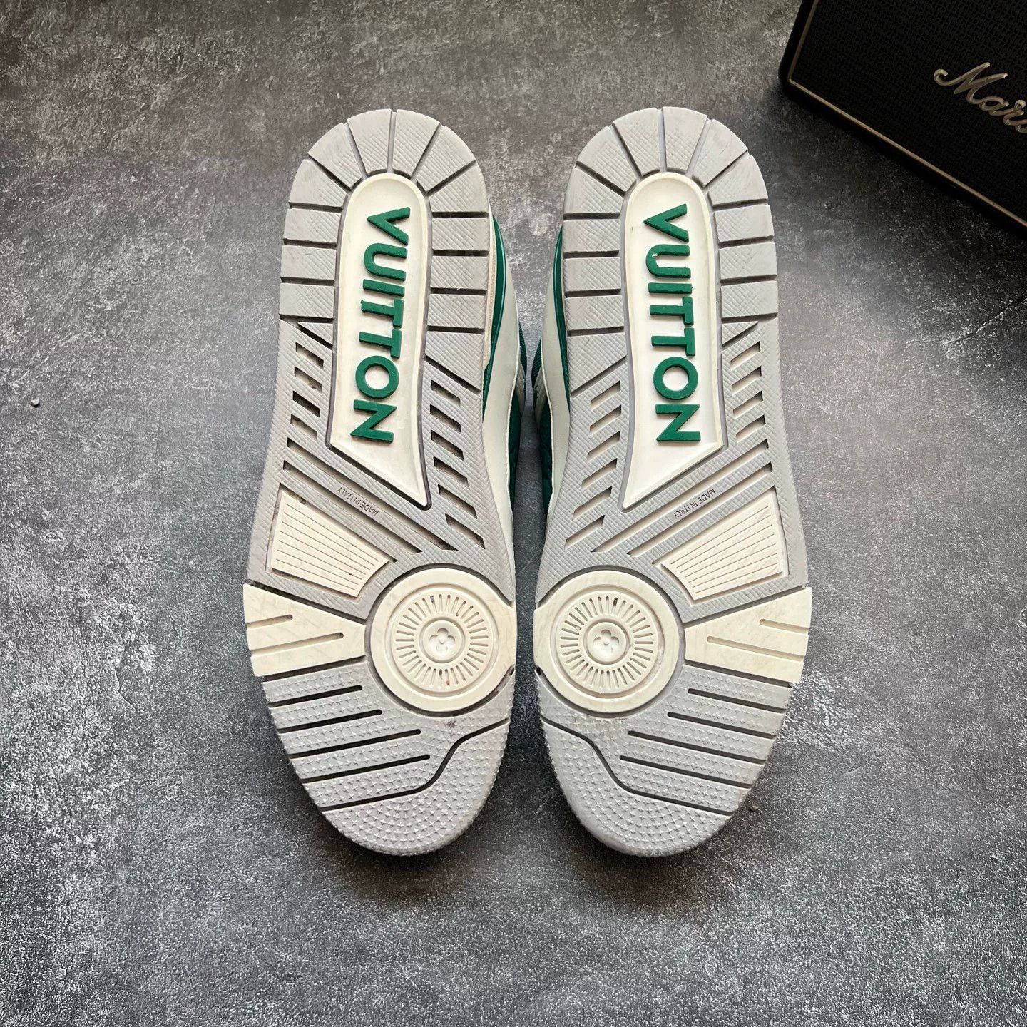 Louis Vuitton Louis Vuitton Training Green Lowtop Sneakers 25 Men Size US 10 / EU 43 - 8 Thumbnail