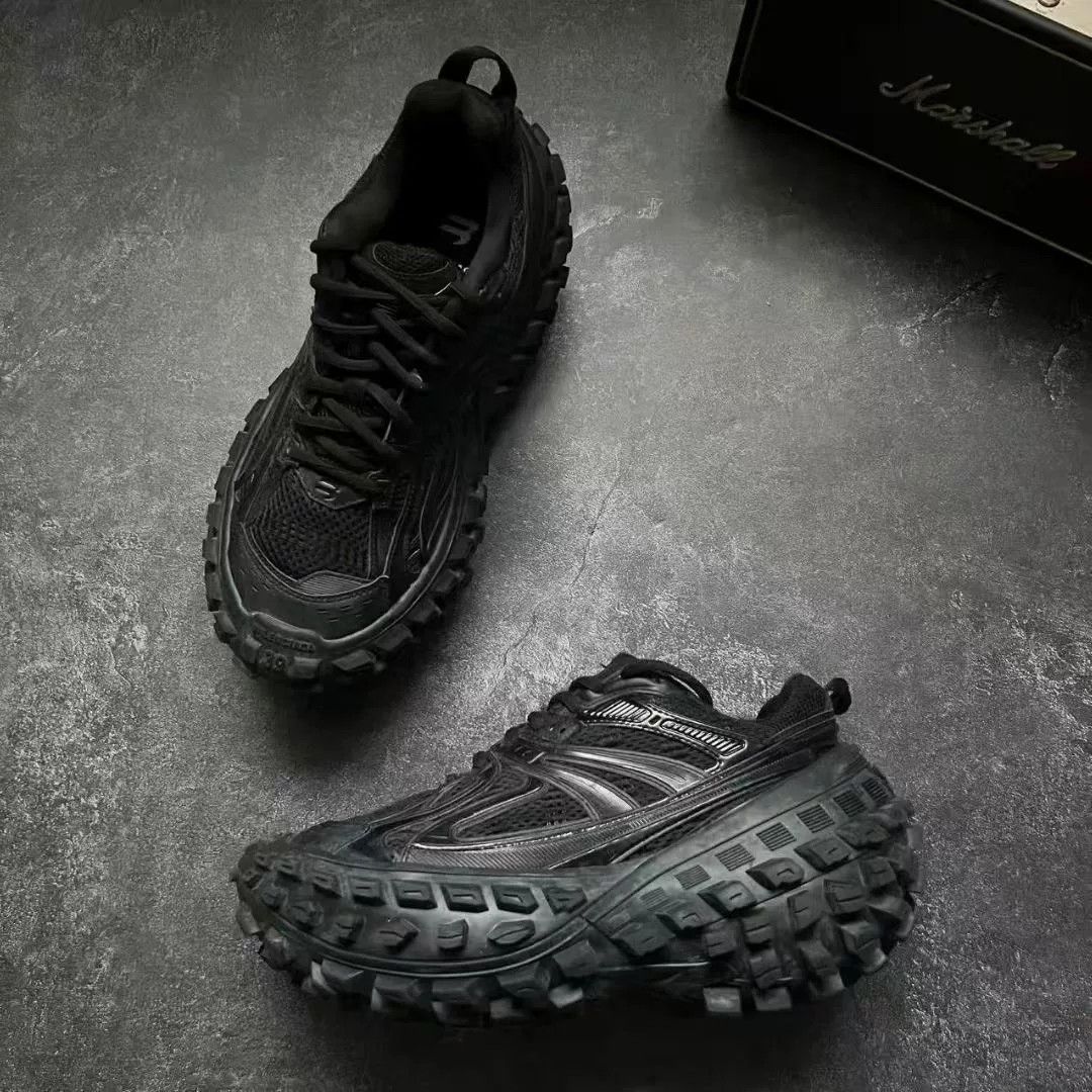 Balenciaga Balenciaga Black Lowtop Sneakers 39 Men Size US 6.5 / EU 39-40 - 4 Thumbnail