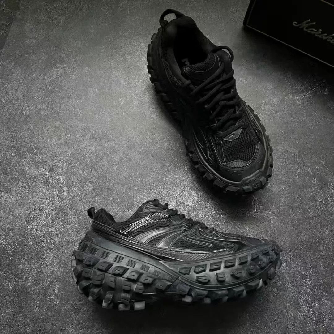 Balenciaga Balenciaga Black Lowtop Sneakers 39 Men Size US 6.5 / EU 39-40 - 5 Thumbnail
