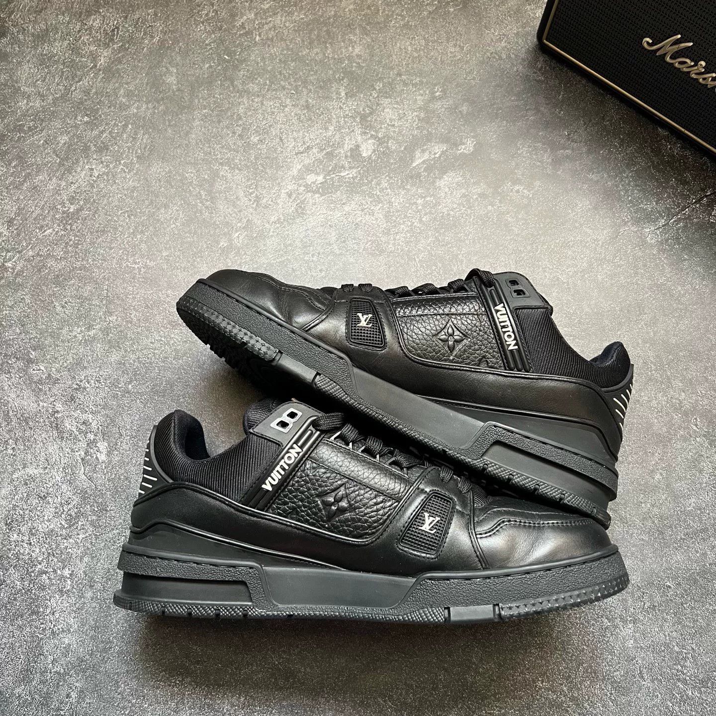 Louis Vuitton Louis Vuitton Training Black Lowtop Sneakers 42 Men Size US 9 / EU 42 - 2 Thumbnail