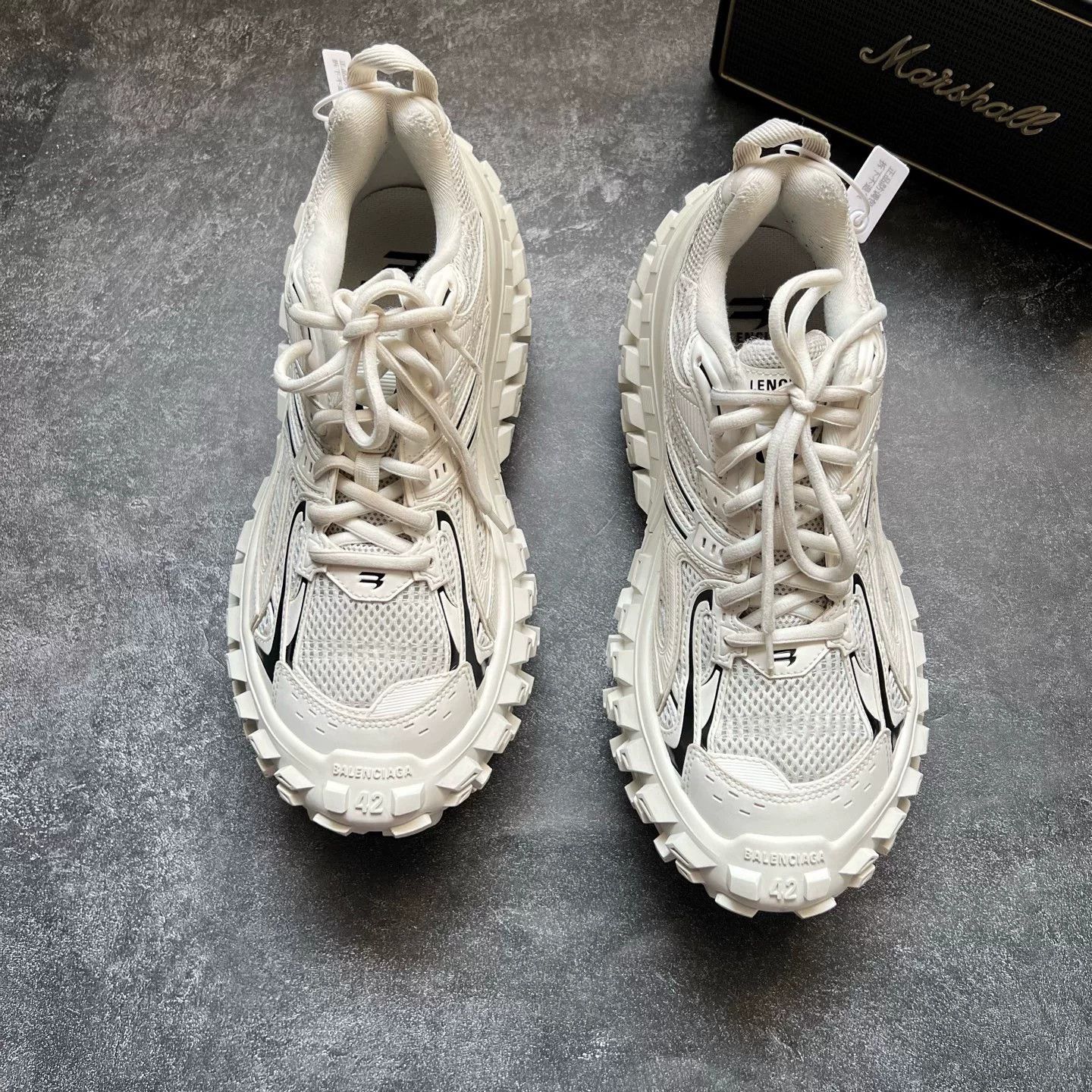 Balenciaga Balenciaga Black Lowtop Sneakers 42 Men Size US 9 / EU 42 - 3 Thumbnail