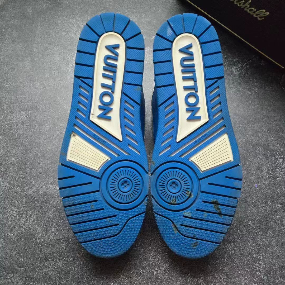 Louis Vuitton Louis Vuitton Training Blue Lowtop Sneakers 9 Men Size US 9 / EU 42 - 7 Thumbnail